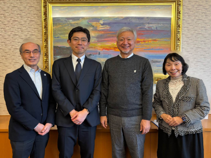 【不思議な糸に導かれて】~放送界ではなく法曹界へ:メディア学部1期生との再会、そして母校への架け橋~ 【不思議な糸に導かれて】~放送界ではなく法曹界へ:メディア学部1期生との再会、そして母校への架け橋~