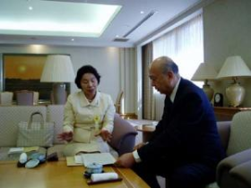 NHK会長の海老沢勝二さんと市長